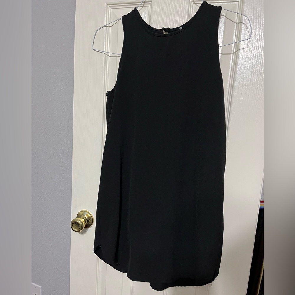 Elegant Black Sleeveless Dress